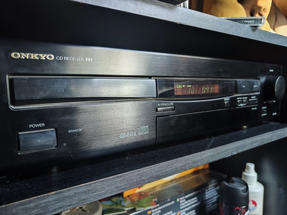 Amplituner Onkyo CR70R