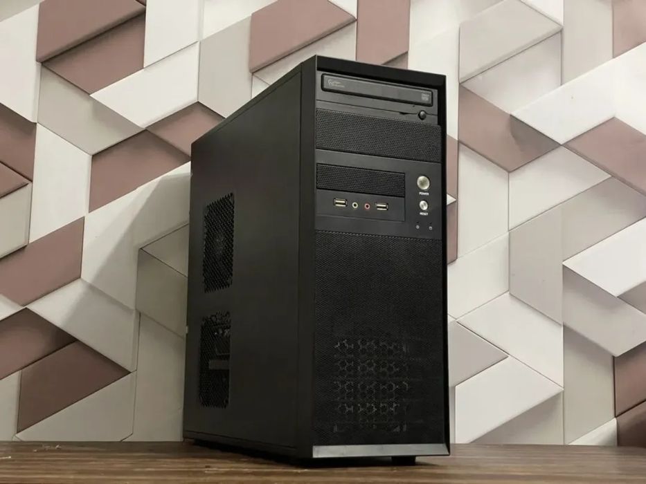 ПК FX-8120/GA-970A-UD3/8gb/GTS 450 1Gb/450W/SSD128/500Gb