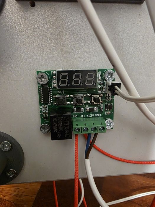 Maszynka do robienia filamentu do drukarek 3d z butelek pet