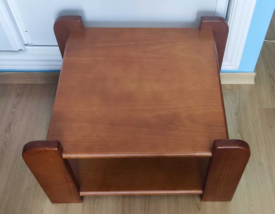 Mesa de Sala de Madeira