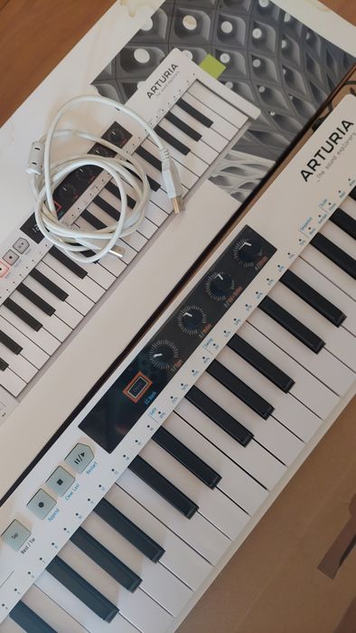 Teclado controlador midi arturia keystep 37