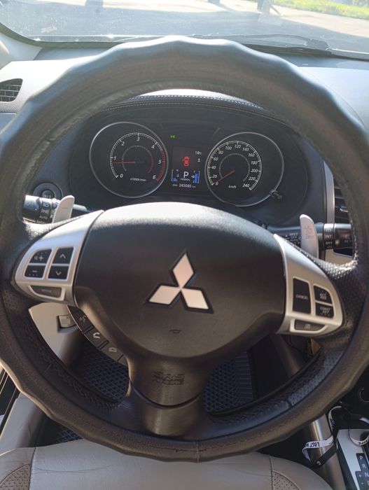 Продам/ обмін Mitsubishi Outlander XL