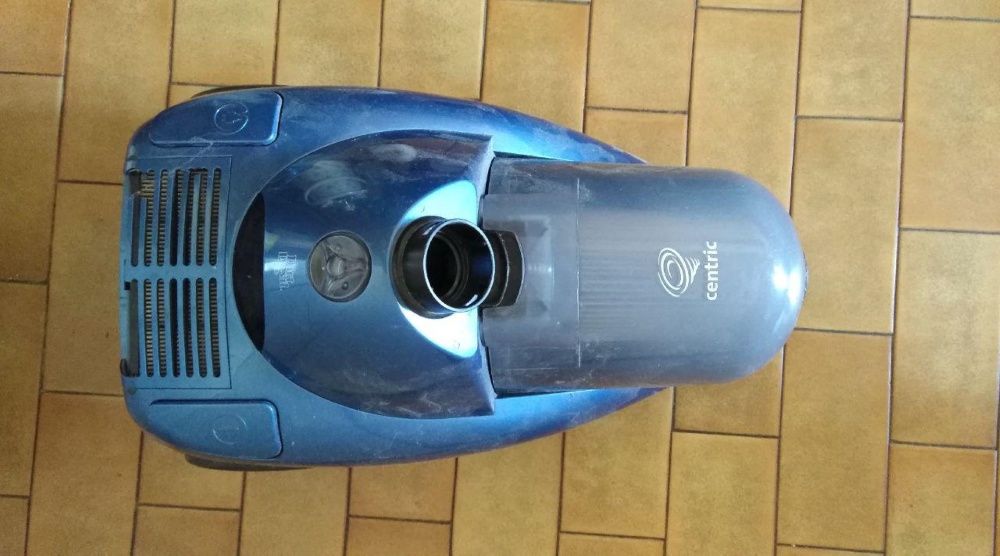 Aspirador Centric 2000W