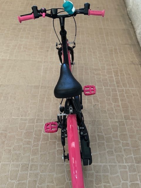 Bicicleta Infantil BTWIN roda 16 (com rodas de apoio)