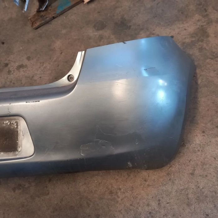 Para choques tras toyota yaris  ano 2008