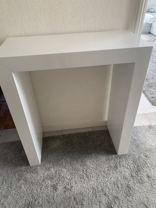 Movel consola de estrada um
