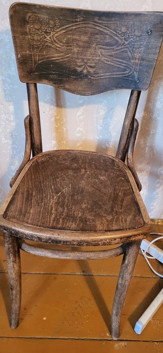 Krzesło gięte Thonet ze wzorem