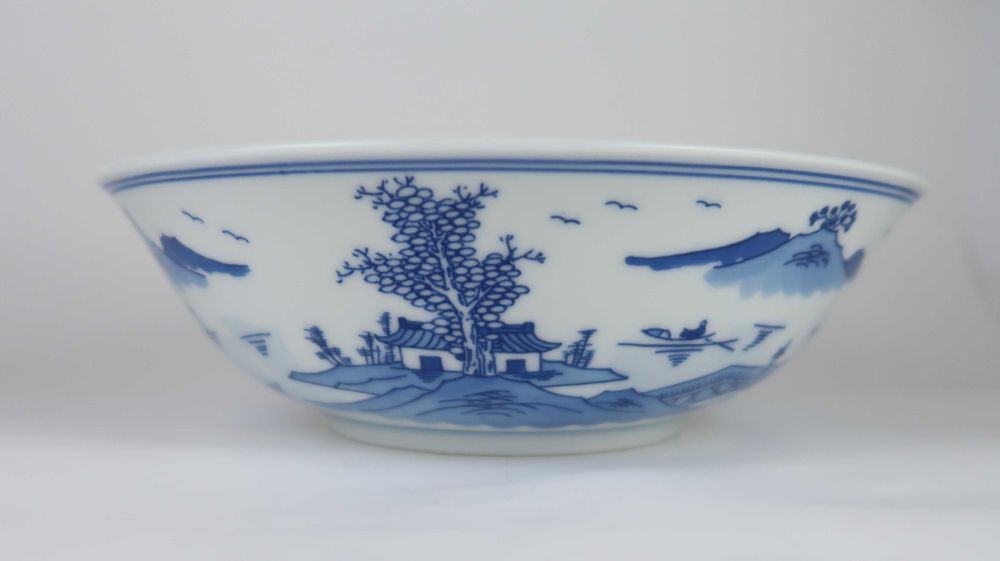 Taça em porcelana da China Cantão