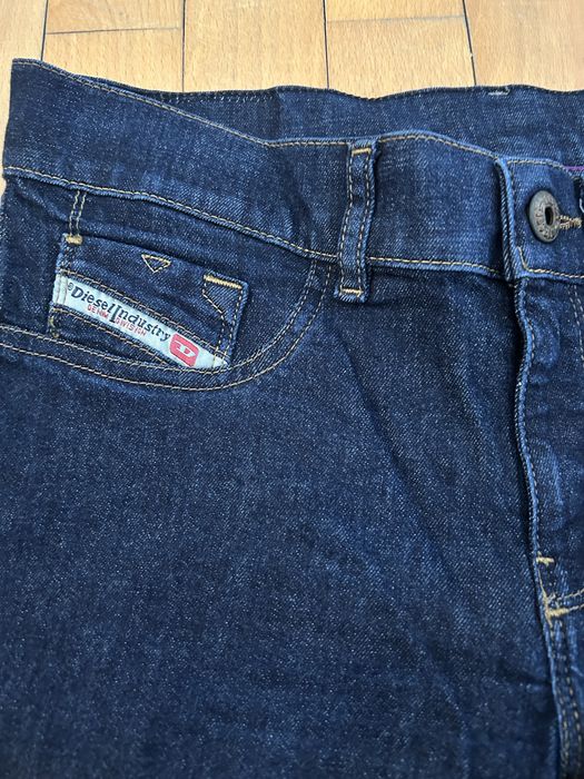 Jeansy Diesel r.27