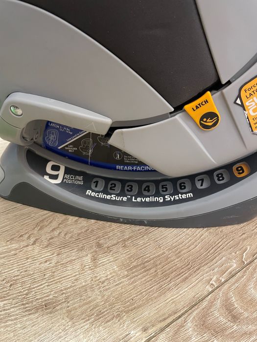 Дитяче автокрісло Chicco NextFit