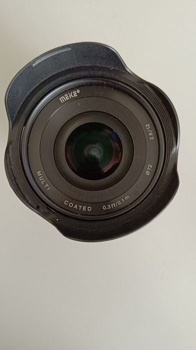 Lente Meike 12mm f/2.8 Sony E – Ultra Grande Angular