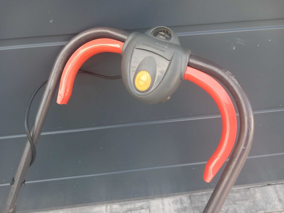 Kosiarka elektryczna poduszkowa Husqvarna flymo vc350