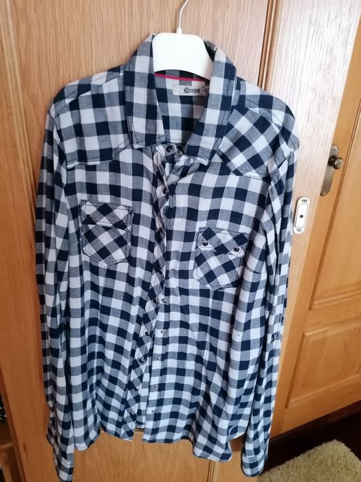 Camisa aos quadrados da Stradivarius