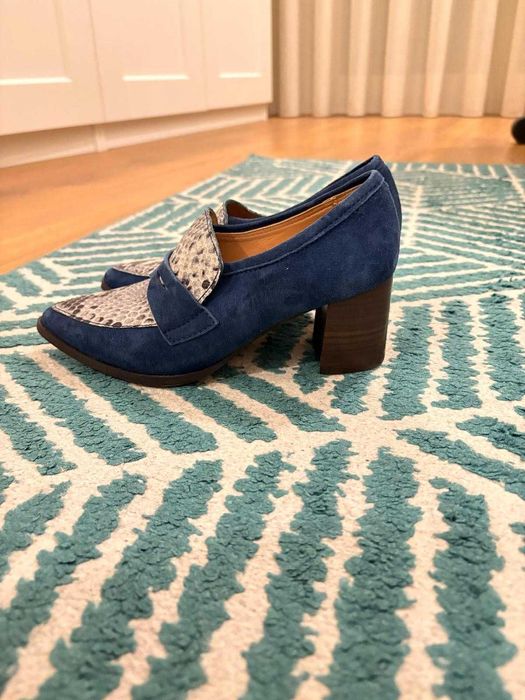 Sapatos Zilian em couro, como novos