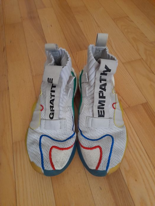 Adidas Solar Hu Glide x Pharrell Williams "Gratitude Empathy"