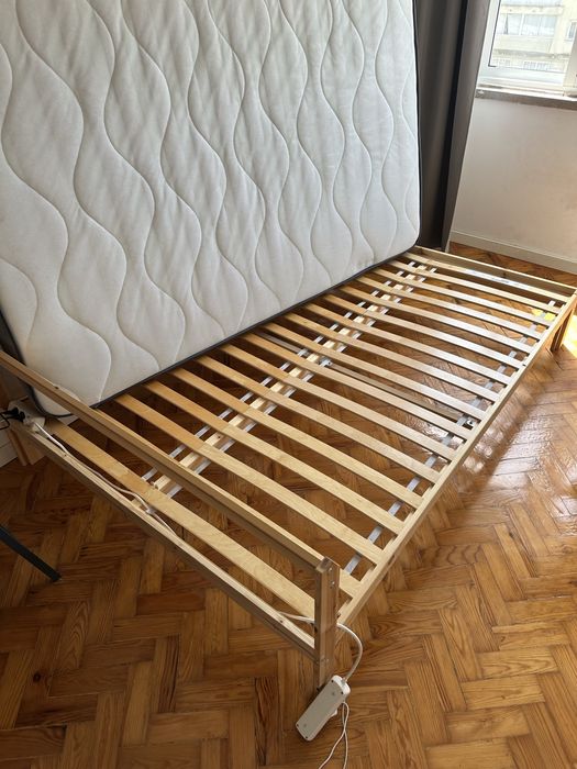 Cama + colchão 140x200
