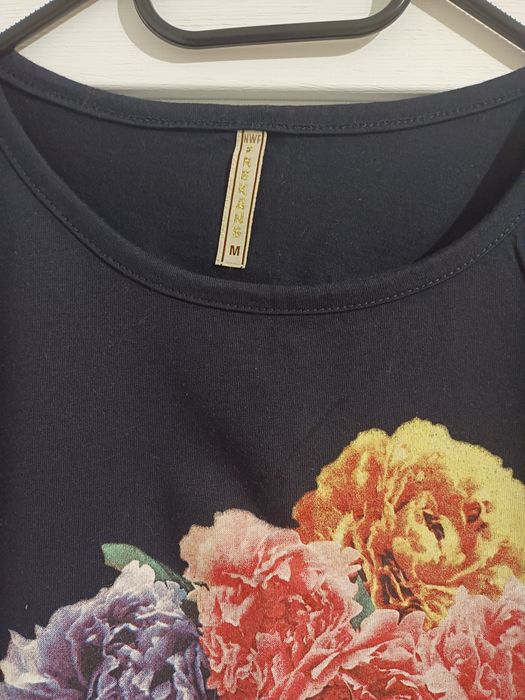 Koszulka letnia z aplikacją