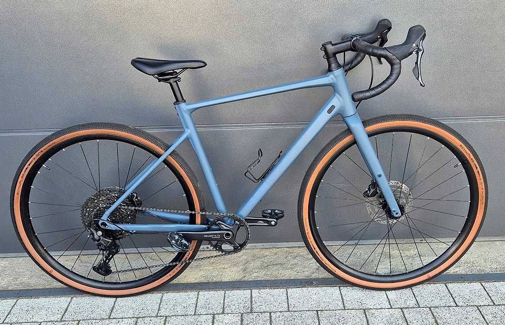 Rower gravel CUBE NUROAD PRO | rozm. M | Shimano CUES 1x11 | Widelec Full Carbon | Hydraulika tarcze | męski damski Mka