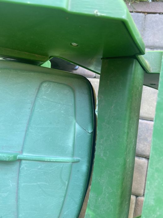 Traktor Per Perego John Deere z ladowaczem i przyczepą 12V
