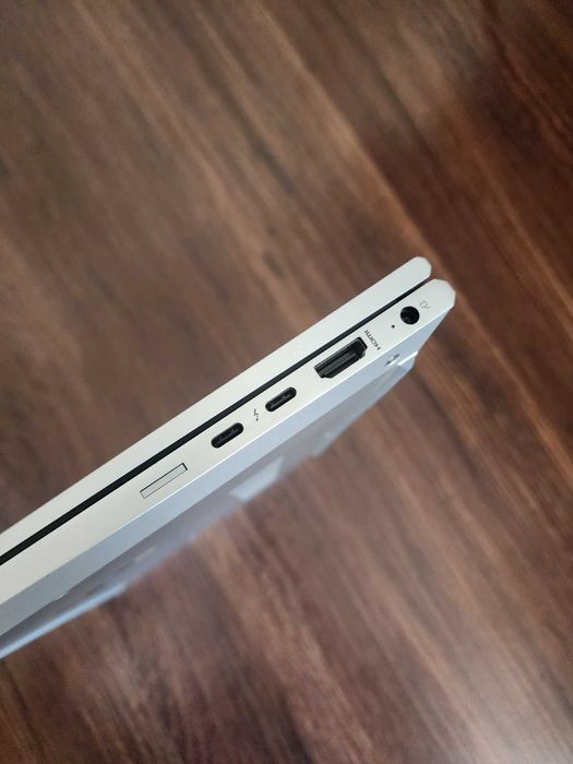 HP EliteBook 840 G7 | i7 | 32gb ram | 256gb ssd | b&o
