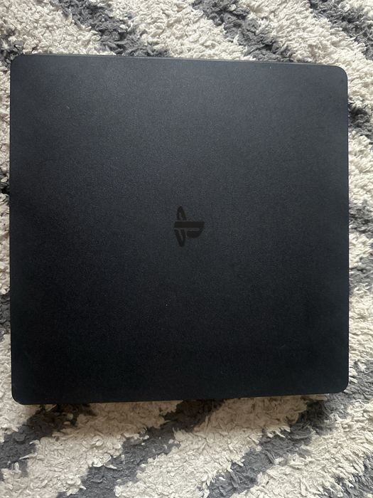 playstation 4 slim
