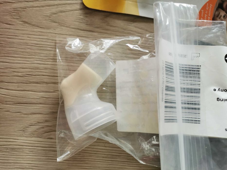 Medela Swing bomba extratora eletrica + biberão (2) e tetina Calma