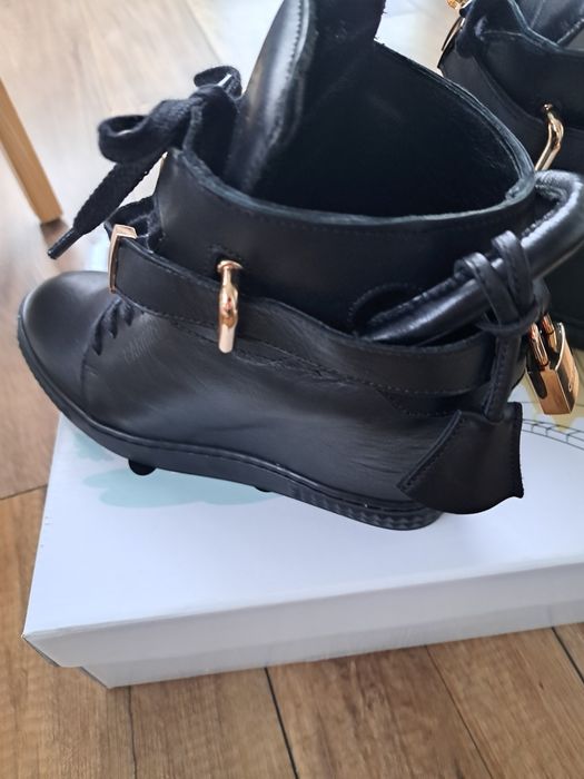 Sprzedam buty ze skóry