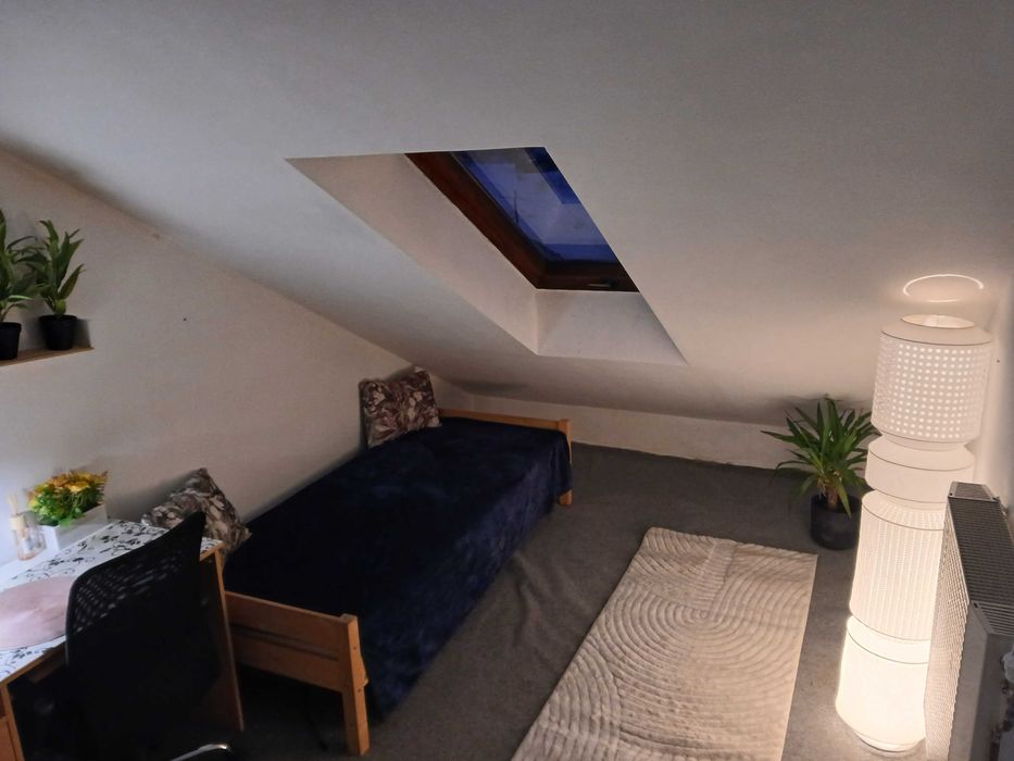 Przytulny pokój dla Kobiety na Ujeścisku od Zaraz