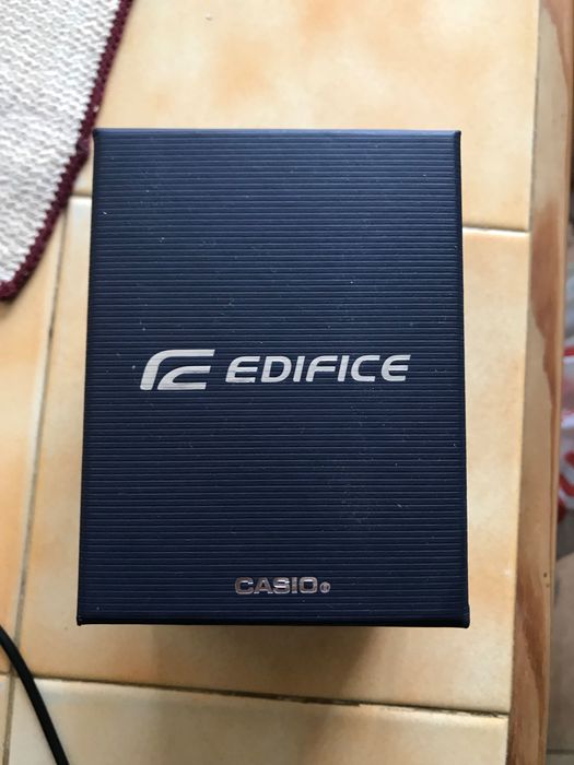 Relógio Casio Edifice ( marca premium da Casio )