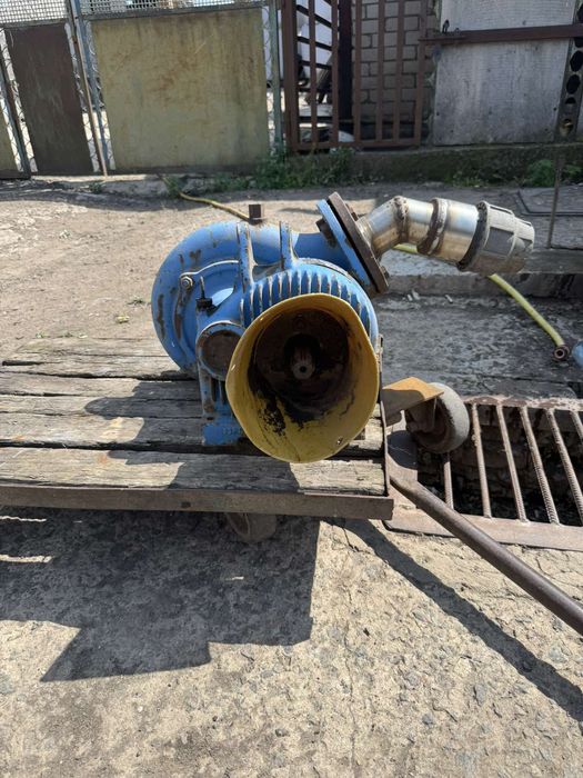 Насос помпа от вала отбора мощности ВОМ BAUER F5Y 100