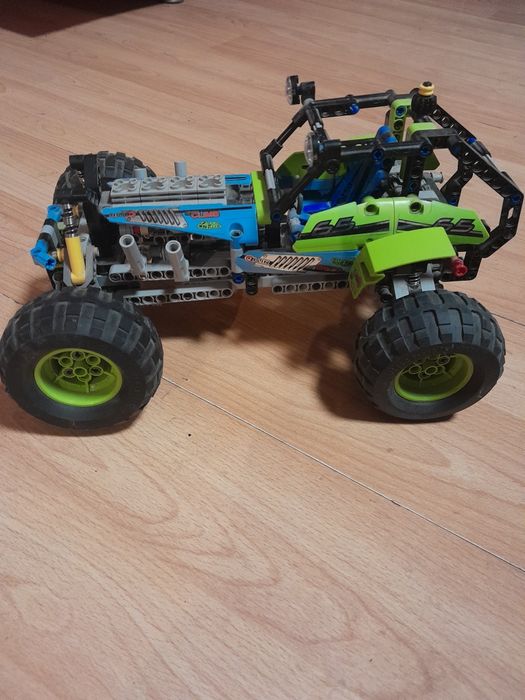 Lego Technic 42037 - Samochód terenowy