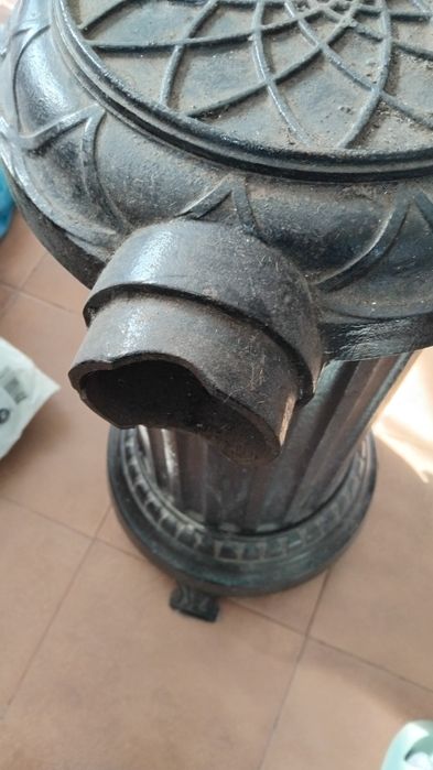 Salamandra a Lenha em Ferro Fundido – Clássica e Robusta