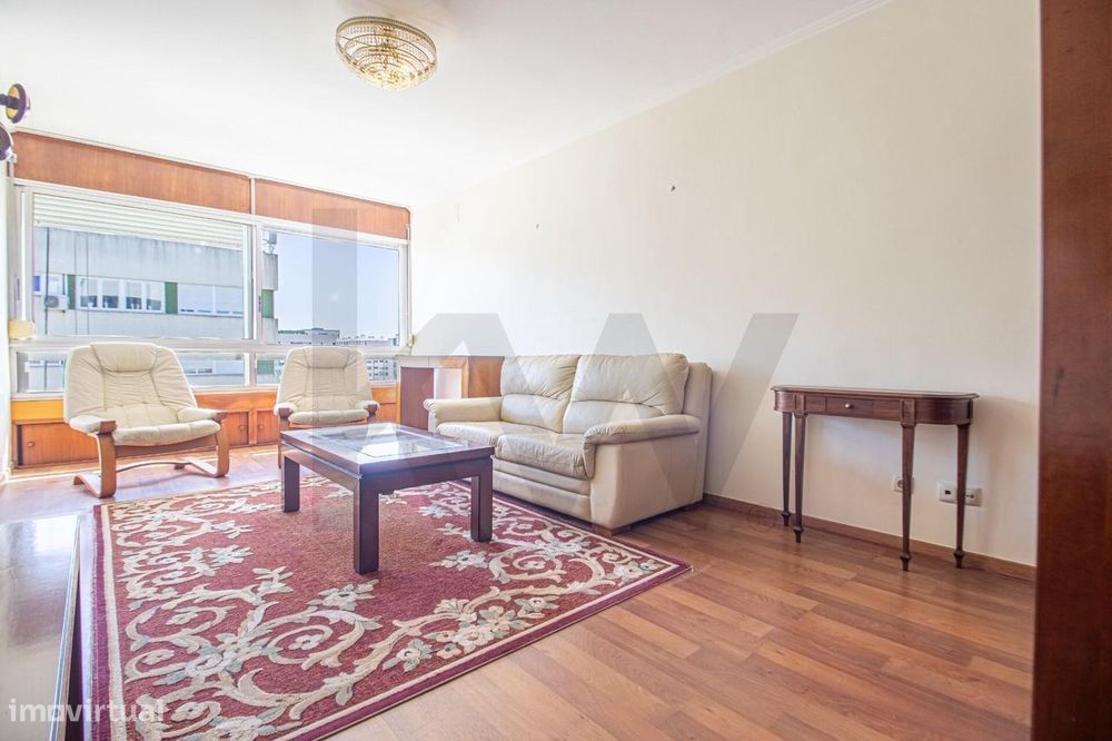 Apartamento T3 na Quinta do Marquês, Oeiras com 115m2