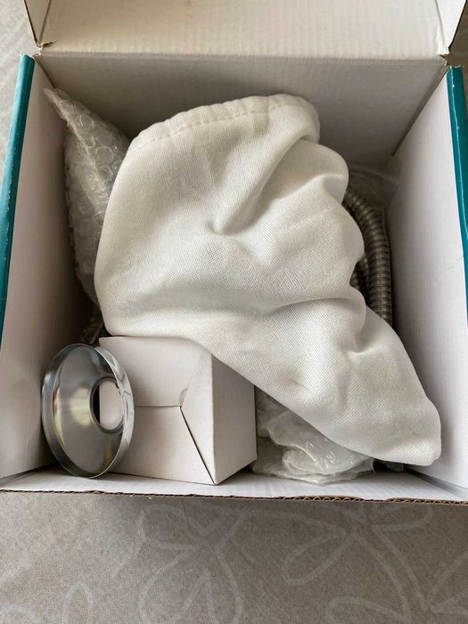 Змішувач для ванни