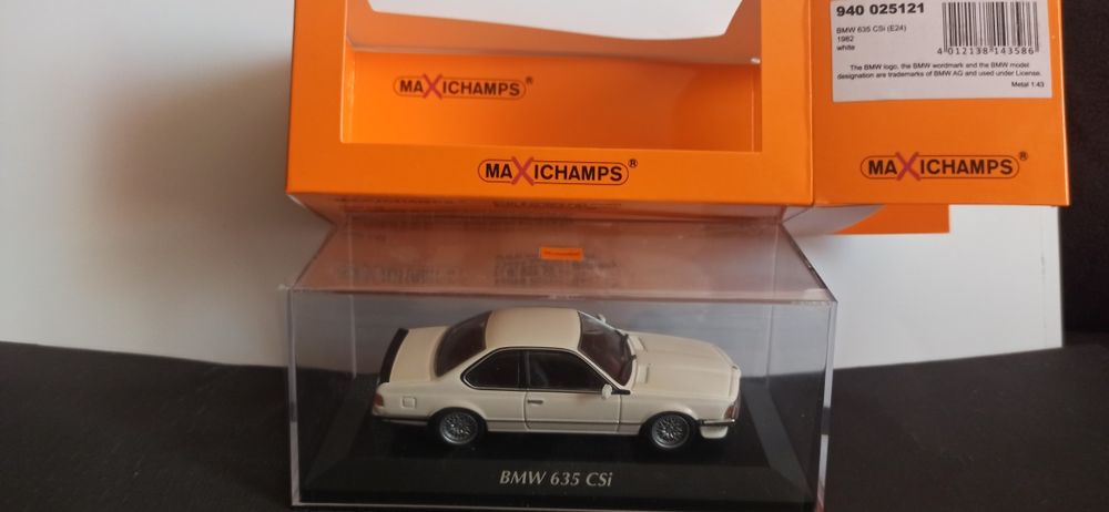  M 635 CSi ミニカー 1/43 バーガンディ image