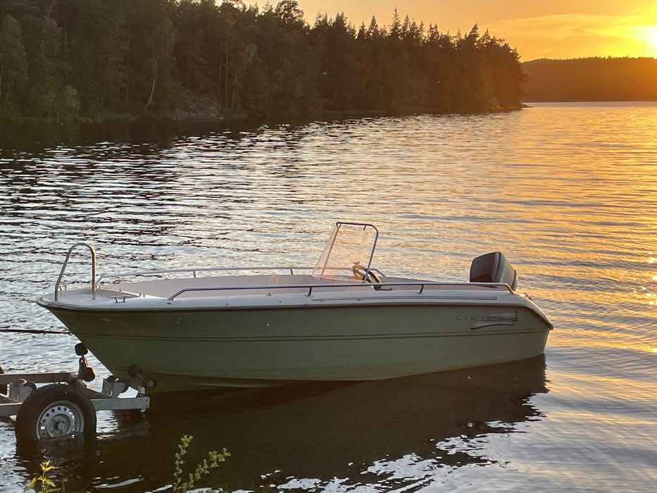 Łódź Crescent 480 Solo z 1999 roku + silnik Mercury 60HP (1999)