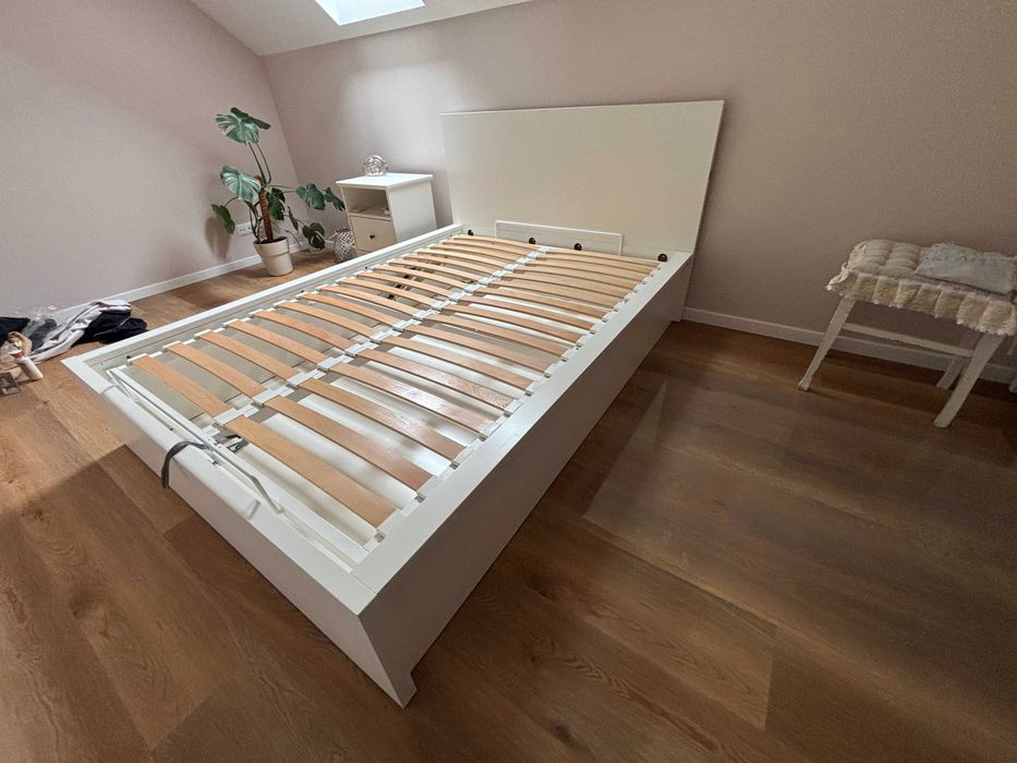 Łóżko_Stelaż_IKEA MALM 140×200 cm z pojemnikiem – biały – Stan Bardzo Dobry!