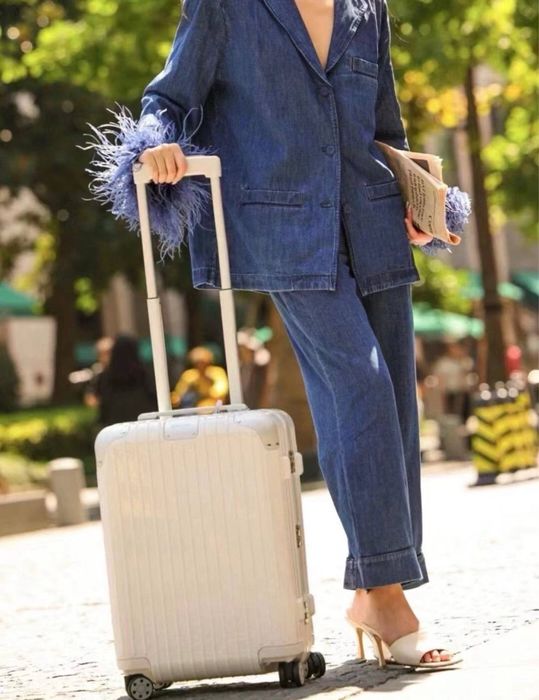 Жіночий джинсовий костюм жакет та джинси