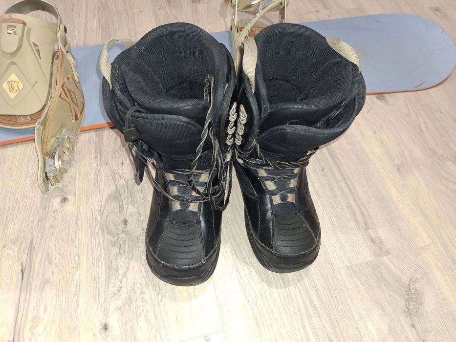 Deska snowboard 152cm