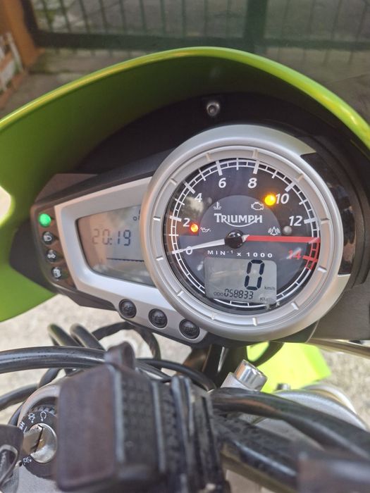 Triumph Street Triple 675