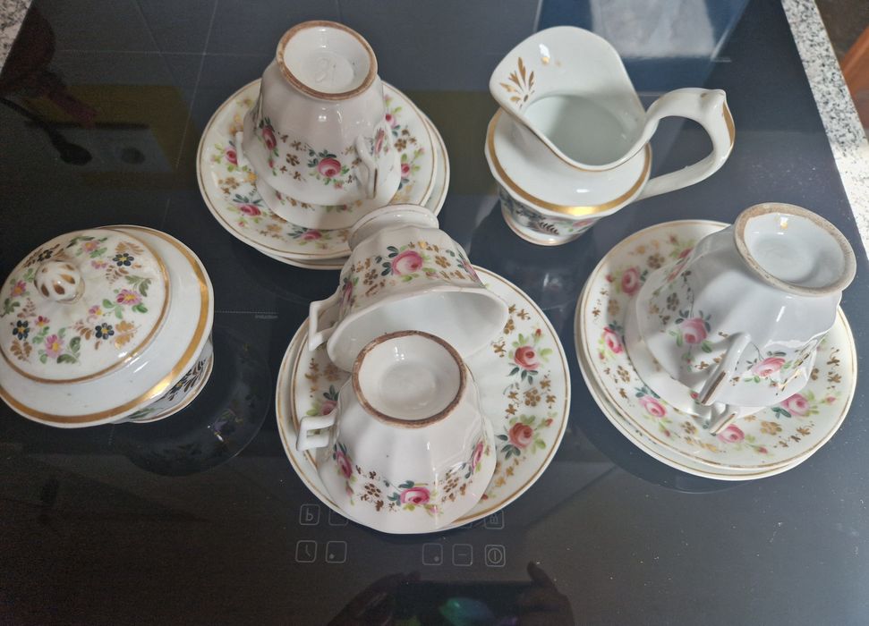 Antique Tea Set456772915204597761
