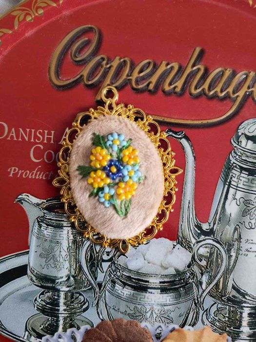 Кулон ручної роботи