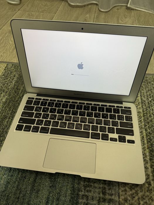 Продам MacBook Air