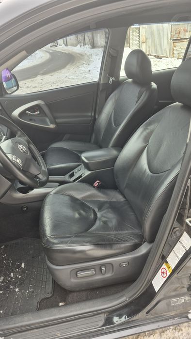 Продам Тоету Рав4 в хорошем состоянии