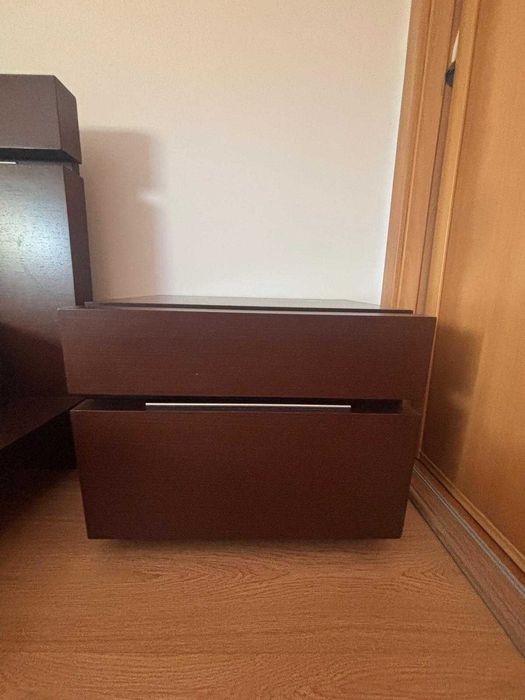 Mobilia de Quarto Casal  - Marca  MOVEME em Ótimo Estado