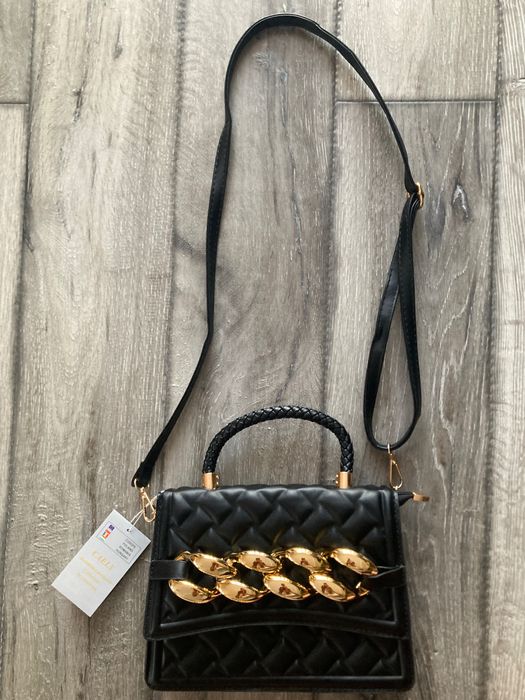 Nowa pikowana torebka