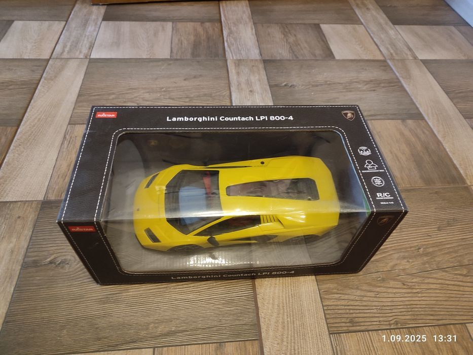Nowy samochód zdalnie sterowany Lamborghini Countach LPI 800-4