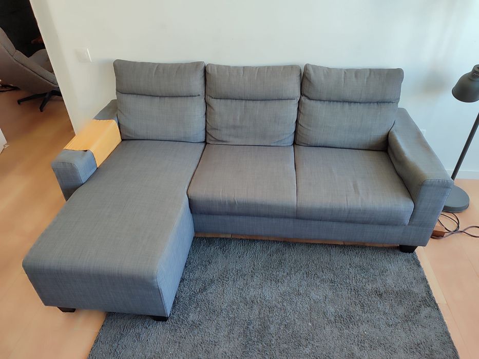 Sofá IKEA com chaise longue