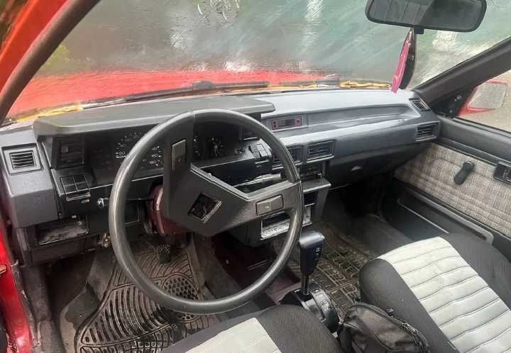 Тойота спрінтер.