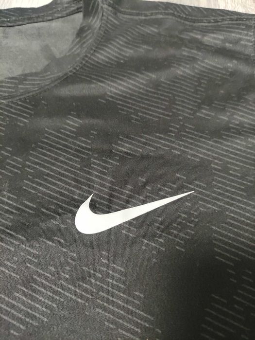 Футболка Nike Dri-Fit